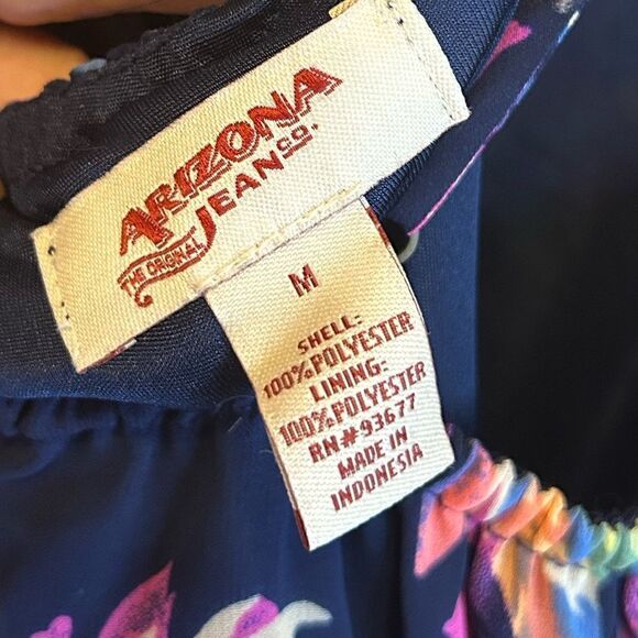 5 forā$25š„Girls Medium Arizona Floral High-Low Spaghetti StrapāDress - Picture 3 of 4